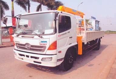 Xe tải Hino gắn cẩu Soosan 5 tấn SCS515