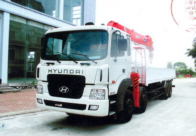 Xe Hyundai HD320 gắn cẩu Kanglim 10 tấn mới 2021/2022